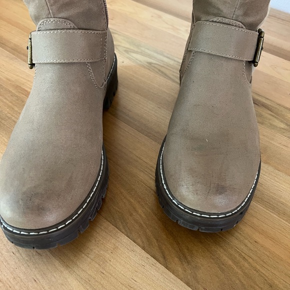 Cliffs by WHITE MOUNTAIN Over the Knee Tan Boots - Picture 2 of 8